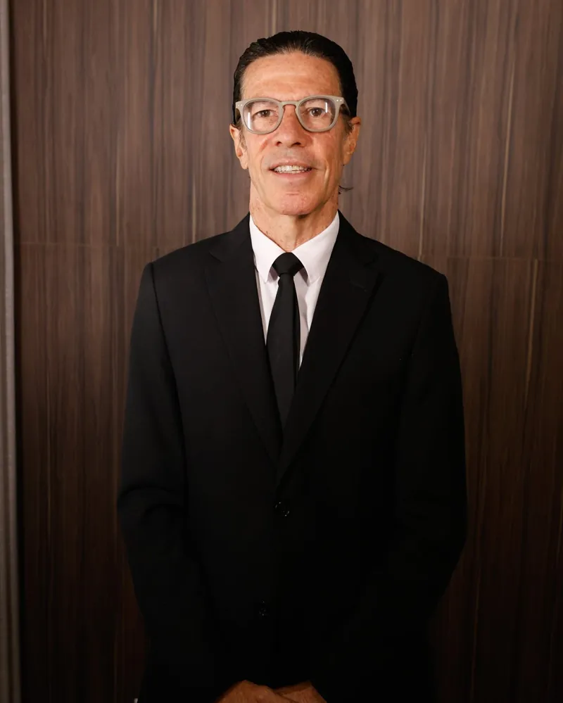 Dr. Luís Henrique Lemos Mega